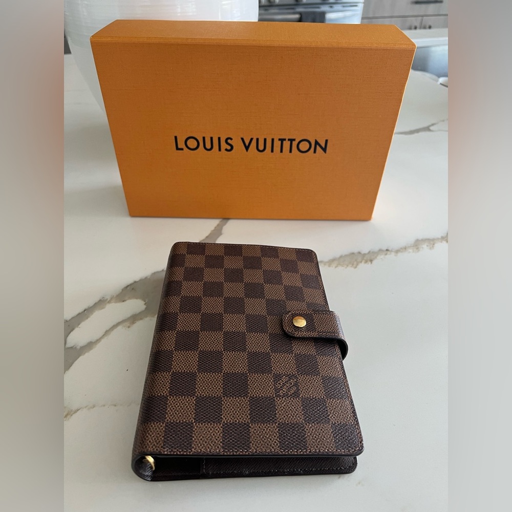 Louis Vuitton Medium Ring Agenda